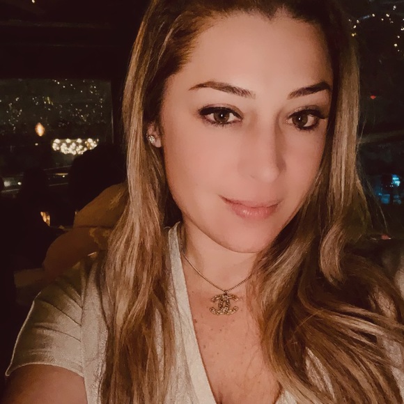 👋 Meet your Posher, Lena - Picture 2 of 10